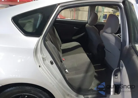 2014 Toyota Prius Three z USA, uszkodzony, nr VIN JTDKN3DU1E1763607